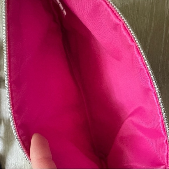 Ruby + Cash “Live your Dream” colorful makeup bag - Picture 5 of 11